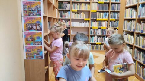 <strong>Przedszkolaki po raz kolejny odwiedziły bibliotekę w Piskach</strong>