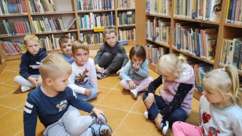 <strong>Pierwsza wizyta przedszkolaków w bibliotece w Piskach</strong>
