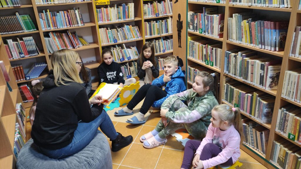 IMG20250205090139-1024x576 Ferie pełne przygód z biblioteką w Piskach - dzień 2!