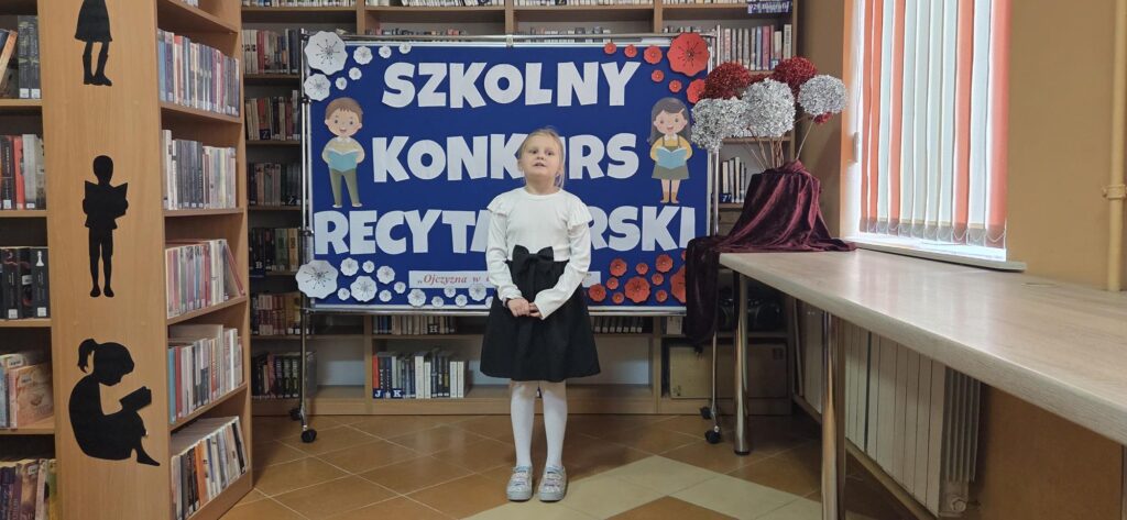20251117_102458-1024x473 Szkolny Konkurs Recytatorski “Ojczyzna w dziecięcych sercach”