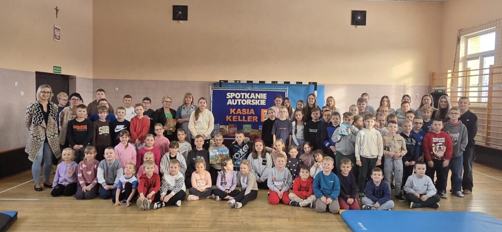 20251124_101100-1024x473 Spotkanie autorskie z Kasią Keller w Piskach