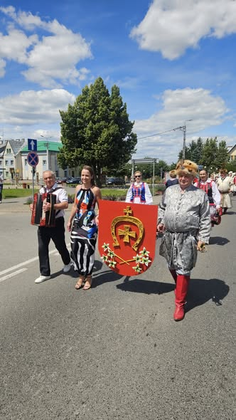image-215 „Zatańczmy i zaśpiewajmy historię" - muzyczny początek lata w Czerwinie!