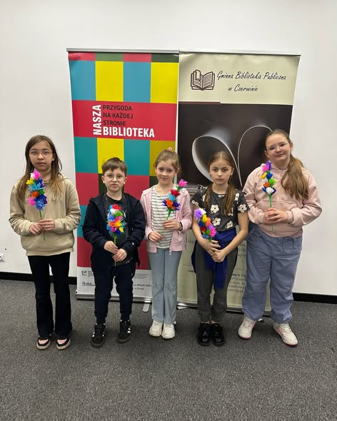 image-8 Kreatywne spotkanie z książką w tle – wicie palm wielkanocnych