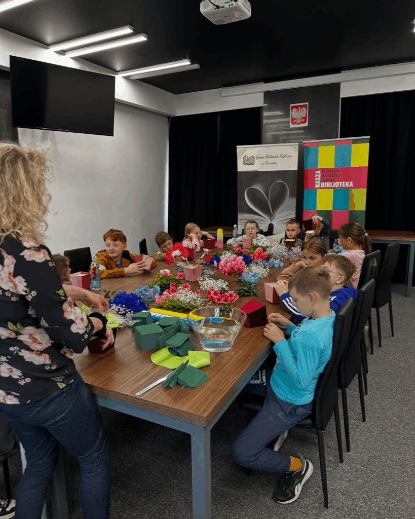 image-96-819x1024 Kwiatowa magia w bibliotece!