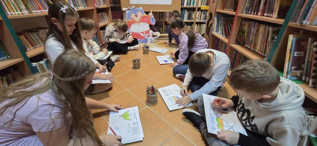 20251127_131211-1024x473 Projekt „Supermoce Pinka” w bibliotece w Piskach!