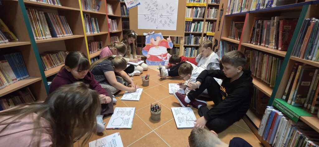 20251209_091214-1024x473 Projekt „Supermoce Pinka” w bibliotece w Piskach!