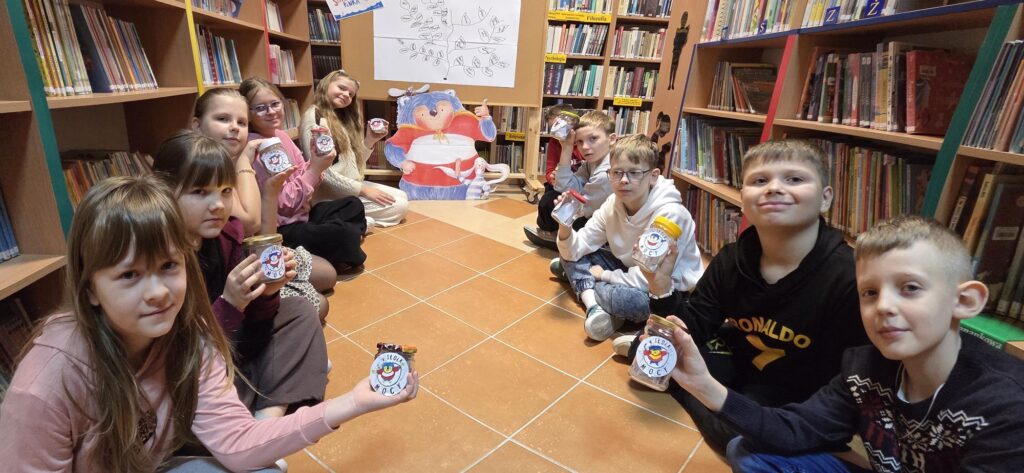 20251209_093452-1024x473 Projekt „Supermoce Pinka” w bibliotece w Piskach!