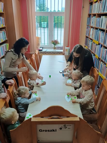 image-68 Żłobkowicze w naszej bibliotece!