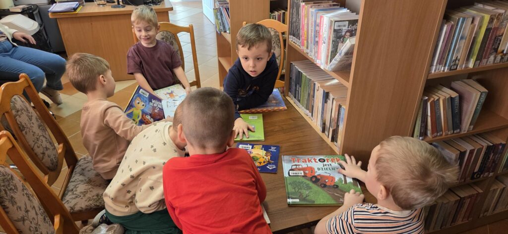 20260113_114248-1024x473 Przedszkolaki w bibliotece w Piskach