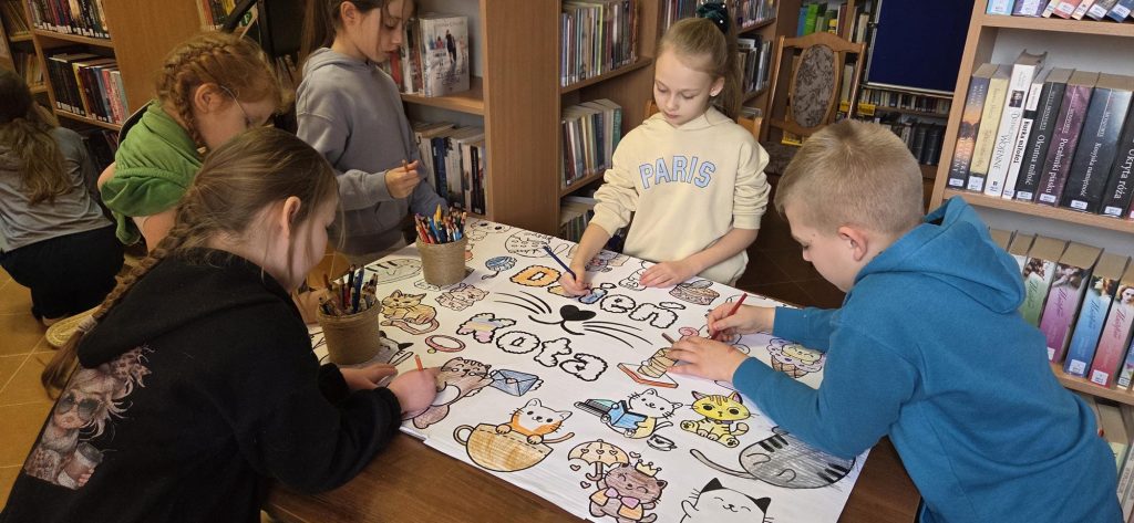 20260217_104530-1024x473 Bibliotekę w Piskach opanowały koty!!!