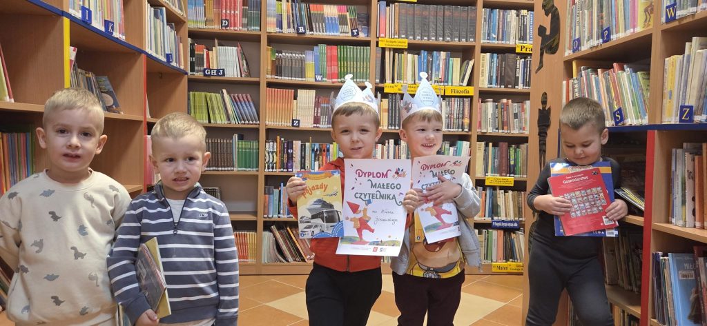 20260217_114916-1024x473 Przedszkolaki w bibliotece w Piskach