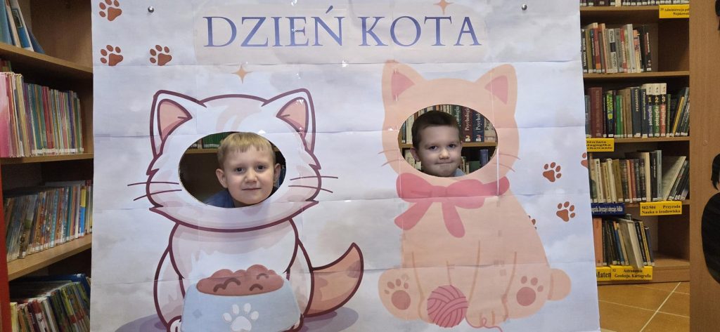 20260218_120820-1024x473 Bibliotekę w Piskach opanowały koty!!!