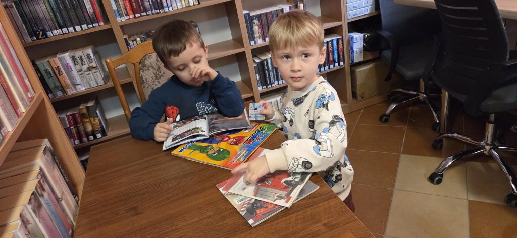 20260303_100853-1024x473 Wielkie przygody małych czytelników w Piskach!