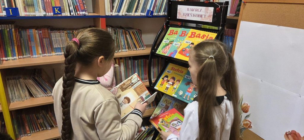20260309_085452-1024x473 Dzień Kobiet w Bibliotece w Piskach!
