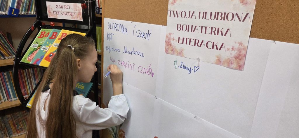 20260309_104255-1024x473 Dzień Kobiet w Bibliotece w Piskach!