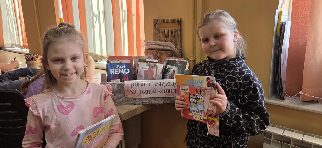 20260309_104846-1024x473 Dzień Kobiet w Bibliotece w Piskach!